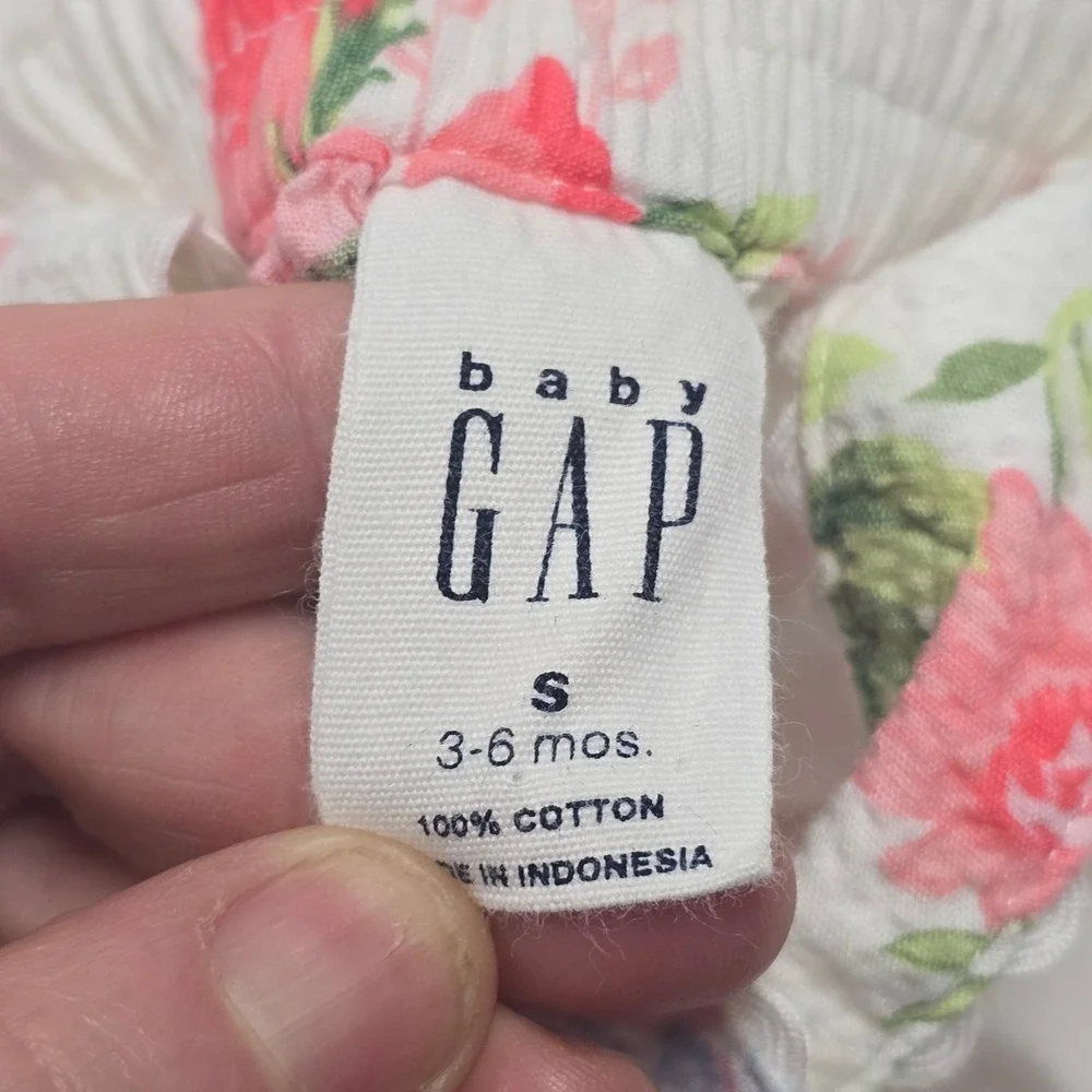 Baby Gap Vintage 2000s Shabby Floral Dress Bloomers Bucket Hat Set 3-6M